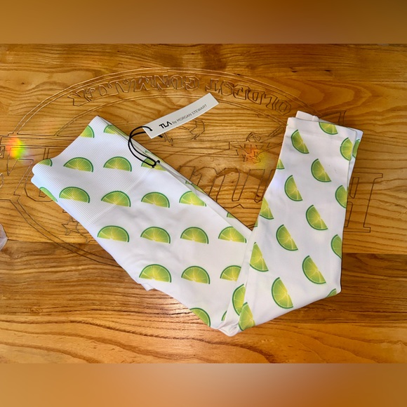 💚💛🍋NWT LEGGINGS - Picture 5 of 9